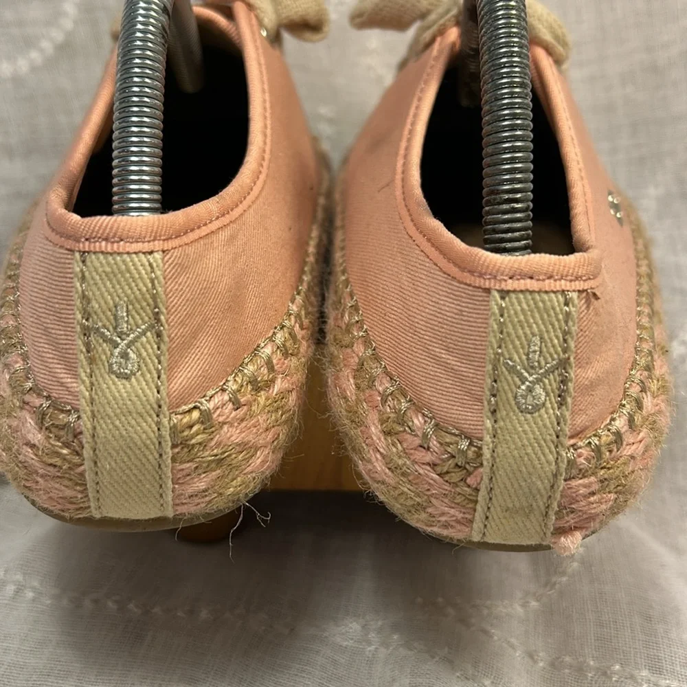 NWOT EMU espadrille leather flats